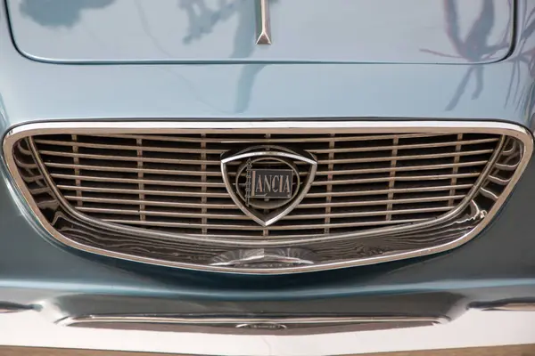 보르도 프랑스 2024 Lancia Sign Text Car Front Grill Logo — 스톡 사진
