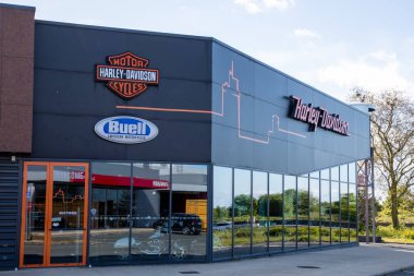 Bordeaux, Fransa - 04 29 29 2024: Harley Davidson ve Buell motorsiklet logosu mağazanın önünde ve Amerikan bisikletli metin mağazası ön cephesi