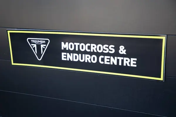 Bordeaux France 2024 Triumph Motocross Enduro Centre Dealership Sport Motorcycle — Stock Photo, Image