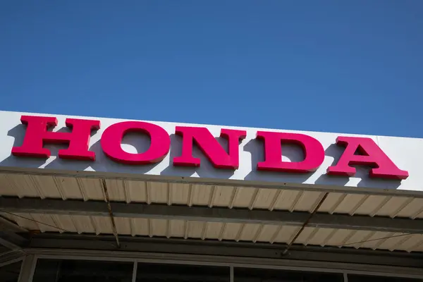 Bordeaux France 2024 Honda Car Motor Text Logo Dealership Sign — Stock Photo, Image