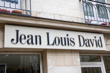 Bordeaux, Fransa - 05: 22 22 2024: Jean Louis David Fransız Moda Logosu Markası Saç tıraşı, metin berber dükkanı kuaförü