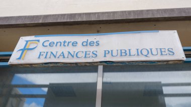 nantes, Fransa - 05: 22 2024: Centre des finanse Fransız kamu maliyesi logo metin ajansı ofis binası üzerine imza markası