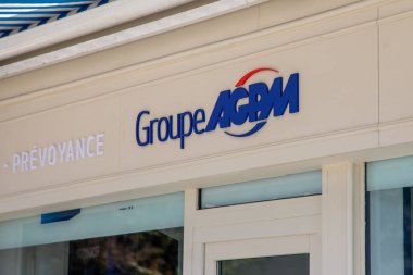 Bordeaux, Fransa - 07: 27 27 2024: agpm grup metin imzası ve Fransız Finansal Hizmetler Ofisi 'nin sigorta şirketinin duvar cephesi logosu