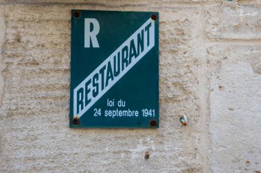 Bordeaux, Fransa - 07: 30: 2024 Restoran Fransa logosu metni ve Fransız Restoranı kalite levha etiketi markasını imzala