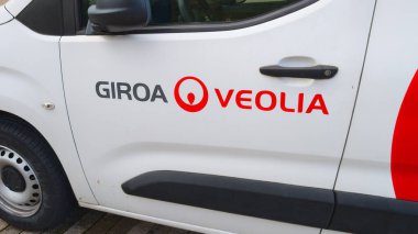 San Sebastian , spain - 11 25 2024 : Veolia giroa logo sign and text brand energy and environmental management services company clipart