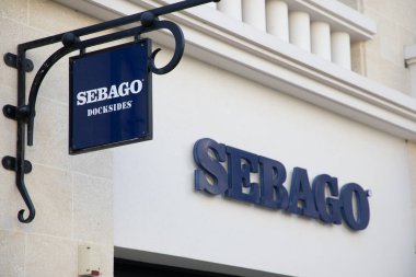 Bordeaux, Fransa - 01 29 29 2025: sebago liman kenarı logosu ve mağaza ön cephe mağaza zinciri üzerindeki yazı