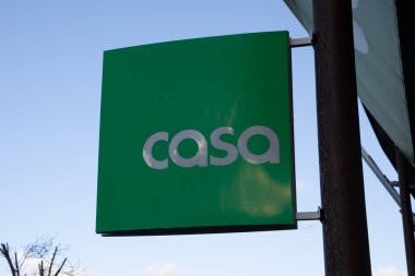 Bordeaux, Fransa - 02 12 2025: Casa logosu işareti ve dükkan dekorasyon mağazası ön cephesi