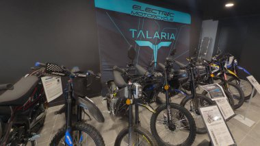 Bordeaux, Fransa - 303 03 2025: talaria motor logosu işareti ve elektrikli motosiklet ve motorlu ürün ticareti için metin markası üretimi ve satışı chongqing china 'dan