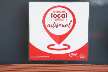 Bordeaux, Fransa - 04 01 2025: cma chambre de metiers et artisanat kırmızısı cephe yazısı Fransız ticaret ve el sanatları odası anlamına gelir.
