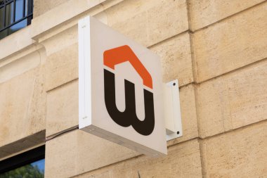 Bordeaux, Fransa - 04 10 2025: Refah logosu ve Fransa 'da bahçe dekorasyonu mağaza zinciri ön cephe mağazasının metin işareti