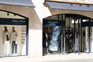 Bordeaux, Fransa - 04 11 2025: Eden Park Paris mağaza önü butik moda logosu metin zinciri ve giyim mağazası giyim mağazası vitrininin ön cephesindeki tabela