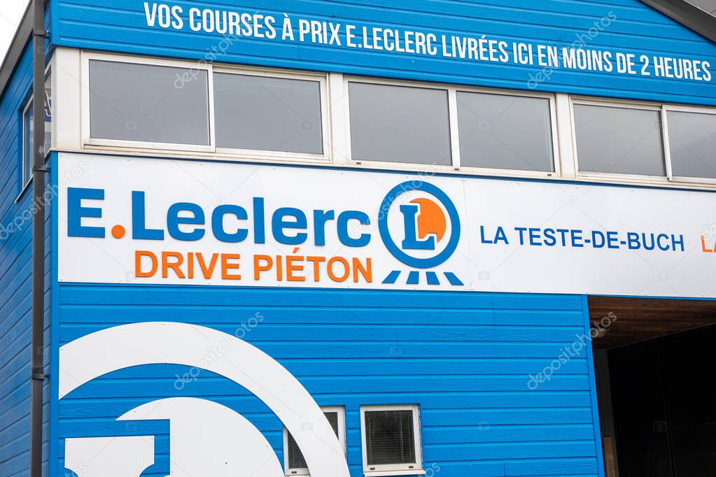 Bordeaux , France -  04 23 2025 : E.leclerc drive pieton supermarket for pedestrian sign text and brand logo chain store on shop wall outdoor