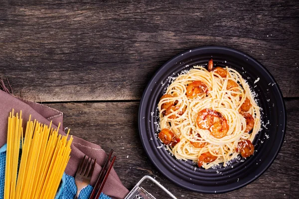 意大利菜谱 番茄酱 蔬菜和调味品 配以意大利菜谱 意大利面 意大利面 意大利面 意大利面 意大利面 意大利面 — 图库照片