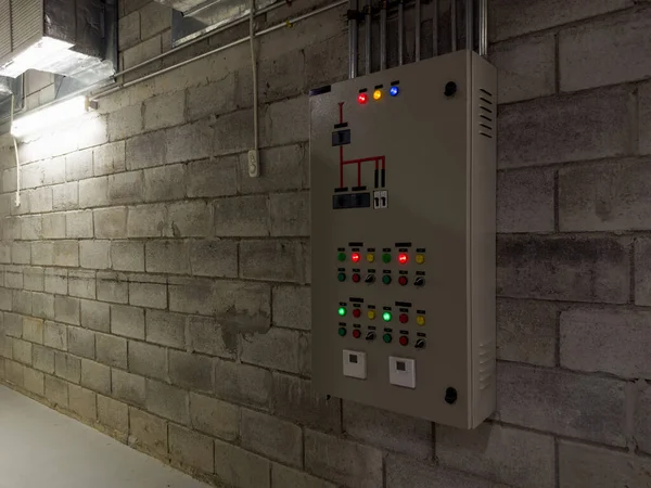 Elektrik Şalteri Kontrol Dolabı Sanayi Tesisleri Veya Elektrik Santrallerinde Elektrik — Stok fotoğraf