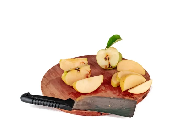 Yellow Apple Slices Cut Wooden Cutting Board Apples Cutted Cleaver — Stock Photo, Image