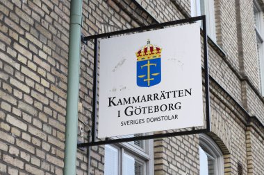 Göteborg, İsveç - 30 Kasım 2022: Göteborg 'daki İdari Temyiz Mahkemesi' ndeki işaret.