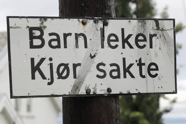 Zeichen Der Norwegischen Sprache Mit Übersetztem Text Promt Fahrer Dass — Stockfoto