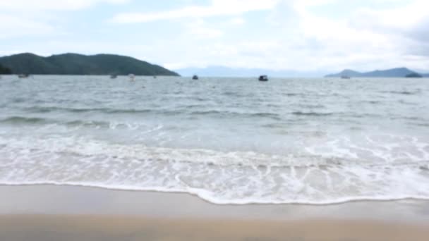 Vista Turva Praia Tabatinga Brasil Dia Nublado Movimento Ondas Barcos — Vídeo de Stock