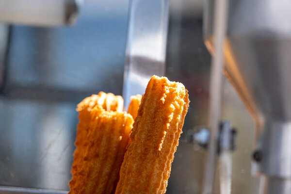 Primer Plano Churros Fritos Sin Azúcar Esperando Ser Llenados — Foto de Stock