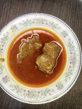 Lezzetli Nihari ünlü yemeklerinin yakın görüntüsü.