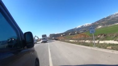 Hatay, Nurdagi Kirikhan road. Bridge colaps, and traficc use construction road; When I pass through, said 