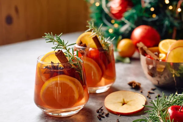 Mulled Wine Christmas Sangria Aromatic Spices Apple Cherry Citrus Fruits — Stock Photo, Image