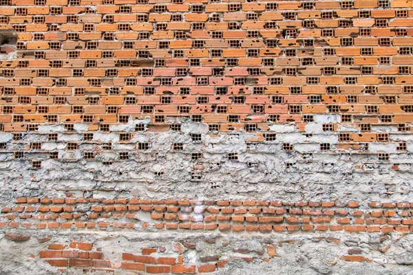 陈腐的老橙色砖墙 — 图库照片