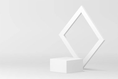 Beyaz 3d podyum geometrik kaidesi kozmetik ürün sunum vektörü illüstrasyonu için modelle. İzometrik eşkenar dörtgen çerçeve arka plan ticari reklam standı ile gerçekçi kare vitrin