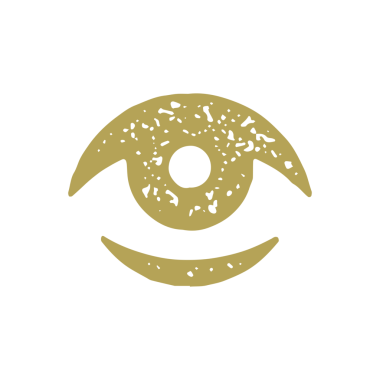 Gücün ve mistik grunge dokusunun sembolü olan minimalist ruhani göz çizimi. Antika altın okültizm sanat eserleri. İzole edilmiş koruma için din logosu.