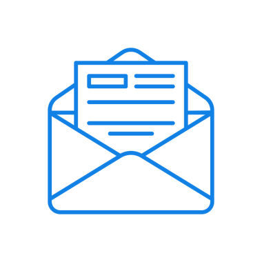 Kontrat e- posta hattı simgesi. Resmi belgelerde imzalı anlaşma. Açık zarfın içinde tamamlanmış bir sayfa. Önemli ortaklık anlaşması web formu. Dijital formdaki iş sözleşmesi.