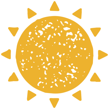 Üçgen kirişli sevimli sarı dekoratif yuvarlak güneş el çizimi minimalist tasarım grunge desen çizimi. Parlak doğal güneşli ısı elementi tropikal hava sıcak iklim sembolü