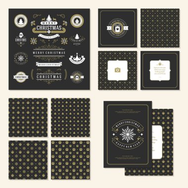 Noel etiketleri ve rozetleri vektör tasarım öğeleri kümesi ve tebrik kartları şablonları. Neşeli Noel ve tatil dilek retro tipografi dekorasyon nesneleri, vintage süsler.