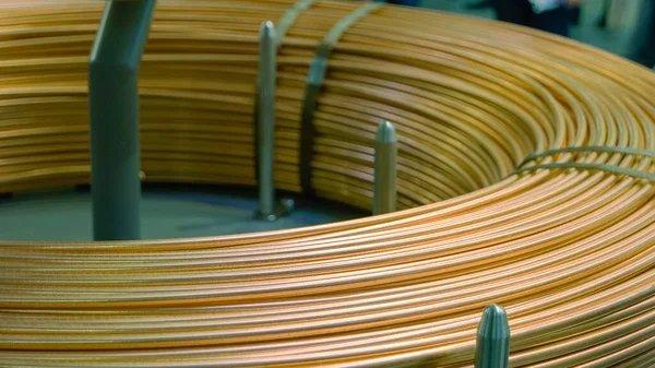 Close Large Copper Pancake Coil Thick Wires Industrial Factory Electromagnet — Stock Fotó