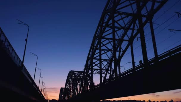 Вид Зверху Міст Під Час Заходу Сонця Сутінкове Небо Тіні — стокове відео