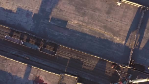Vista Aérea Desde Dron Volando Sobre Zona Industrial Campo Grúas — Vídeos de Stock