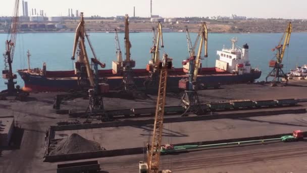 Odesa Ukrayna 2021 Tanker Gemisi Rölantide Turnalar Lojistik Ulaşım — Stok video