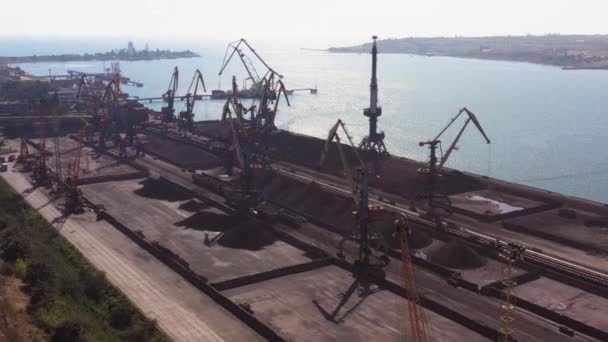 Buque Cisterna Grúas Inactivas Puerto Marítimo Logística Transporte — Vídeos de Stock