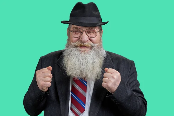 Porträtt Glad Jublande Äldre Man Med Långt Skägg Isolerad Grön — Stockfoto