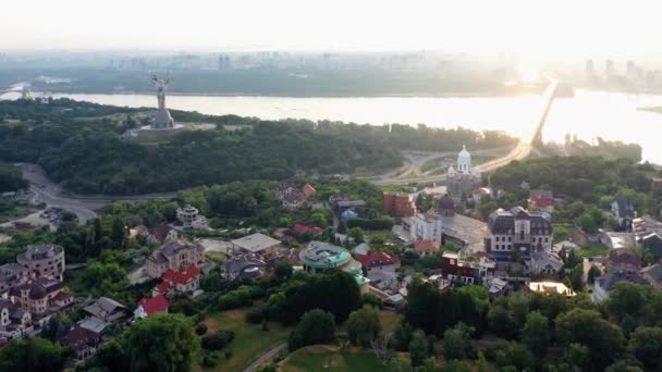 Patonbro Över Floden Dnepr Motherland Monument Kiev Ukraina Flyg Panoramautsikt — Stockvideo