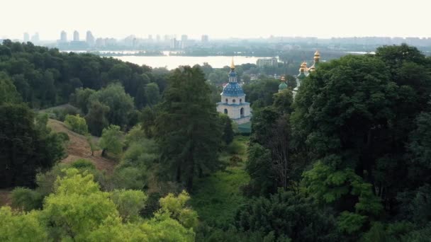 Vista Panorámica Aérea Del Monasterio Vydubychi Río Dnipro Kiev Ucrania — Vídeos de Stock