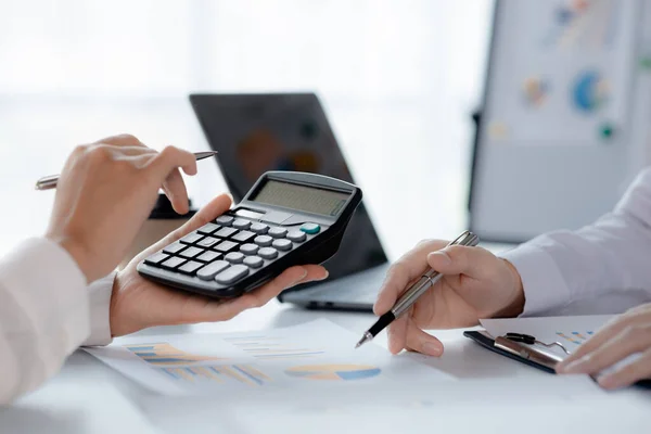 Businessman Using Calculator Calculate Numbers Company Financial Documents Analyzing Historical — Foto Stock
