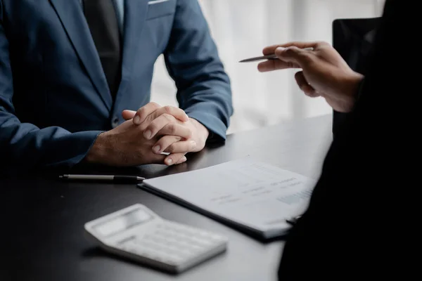 stock image Groups of people joining in discussions, business meetings, startup company sales team meetings, brainstorming and summary of company performance. Business strategy management concept.