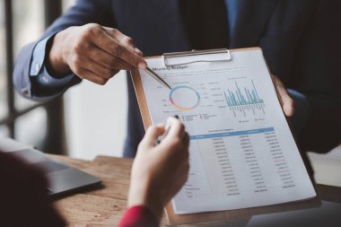 Groups of people joining in discussions, business meetings, startup company sales team meetings, brainstorming and summary of company performance. Business strategy management concept.