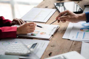 Groups of people joining in discussions, business meetings, startup company sales team meetings, brainstorming and summary of company performance. Business strategy management concept.