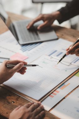 Groups of people joining in discussions, business meetings, startup company sales team meetings, brainstorming and summary of company performance. Business strategy management concept.