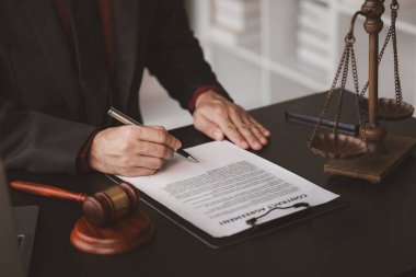 Lawyer concepts to testify to clients and to provide counseling in cases, to provide legal relief, to maintain law and fairness, to proceed with transparency, to attorneys to defend cases in court.