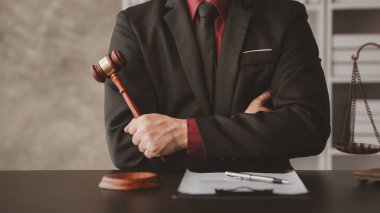 Lawyer concepts to testify to clients and to provide counseling in cases, to provide legal relief, to maintain law and fairness, to proceed with transparency, to attorneys to defend cases in court.