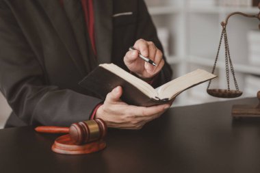 Lawyers read legal books defend their clients' cases, the lawyer concept assumes that the defendant defends the client in order to win the case or gain the greatest benefit in accordance with the law.