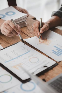 Groups of people joining in discussions, business meetings, startup company sales team meetings, brainstorming and summary of company performance. Business strategy management concept.