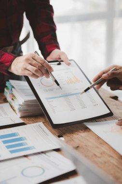 Groups of people joining in discussions, business meetings, startup company sales team meetings, brainstorming and summary of company performance. Business strategy management concept.